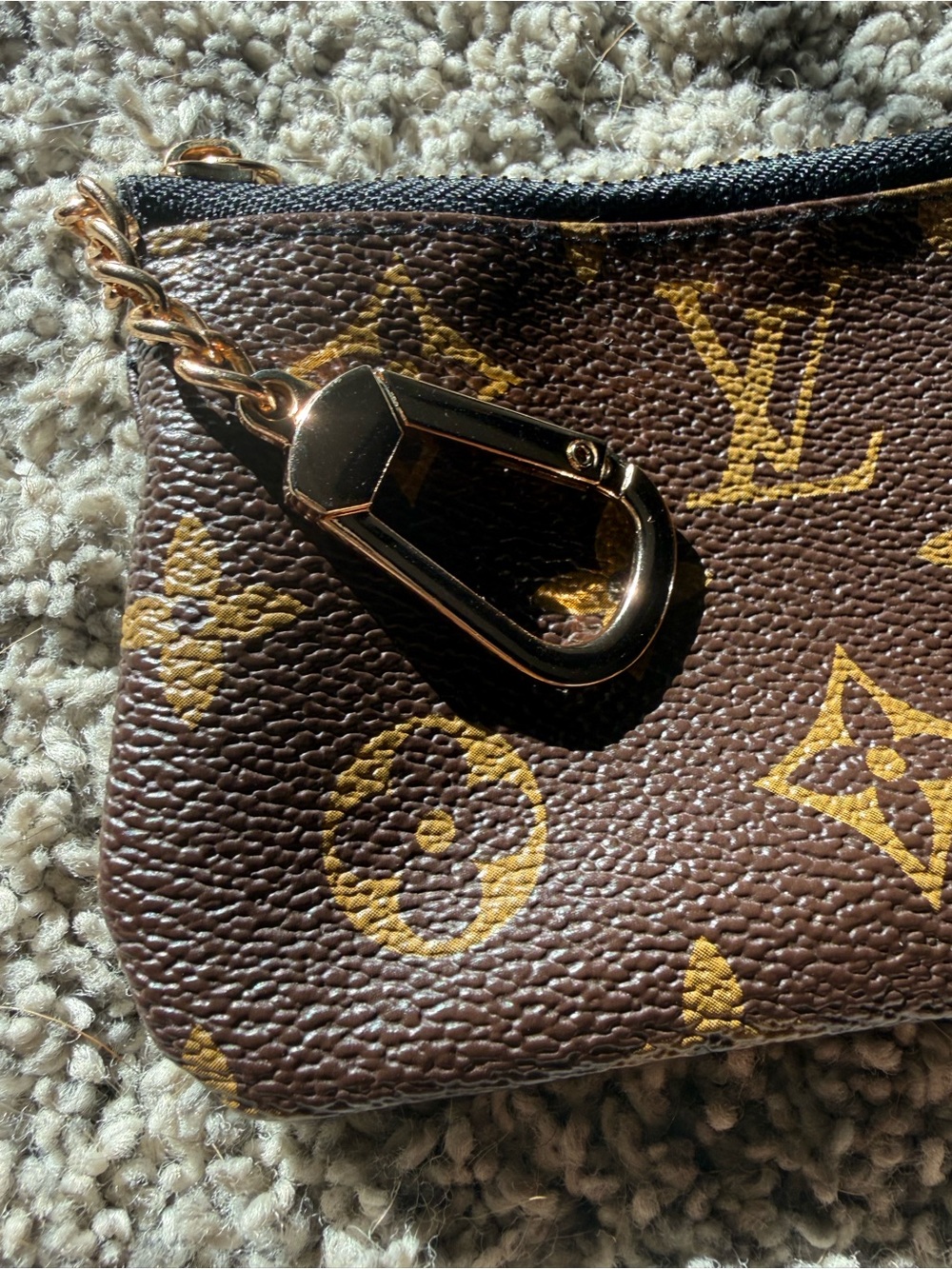 Louis Vuitton Monogram Key Pouch - ✨Upcycled✨ - Picture 4 of 8